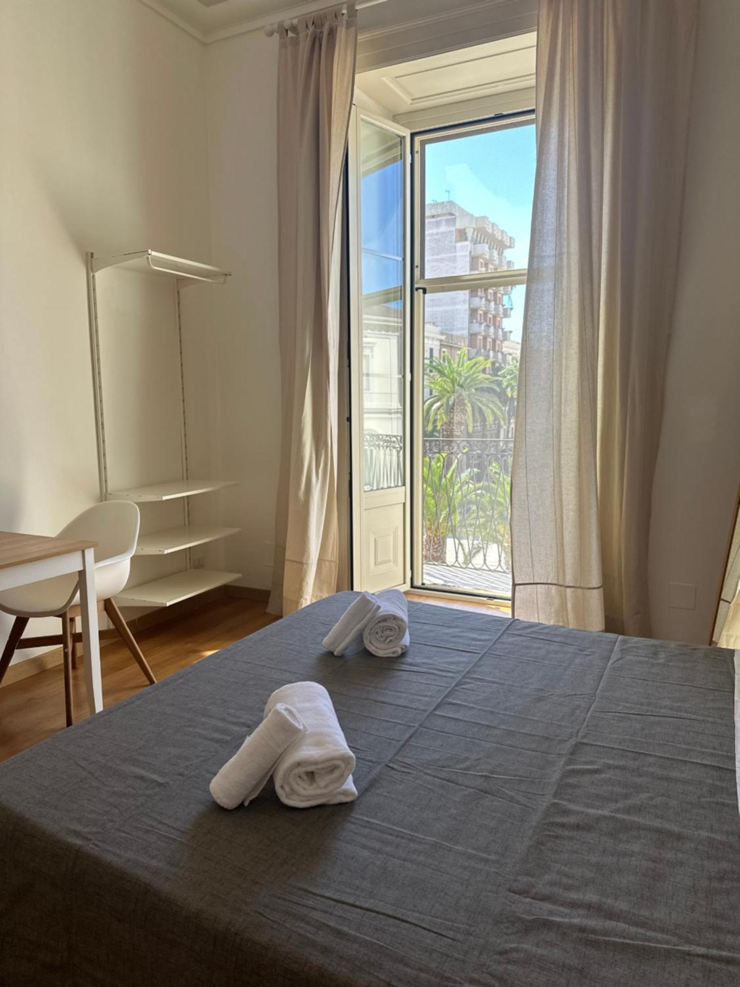 Amica Taranto In Piazza Apartment Bagian luar foto